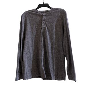 Men's Medium Long Sleeve Henley